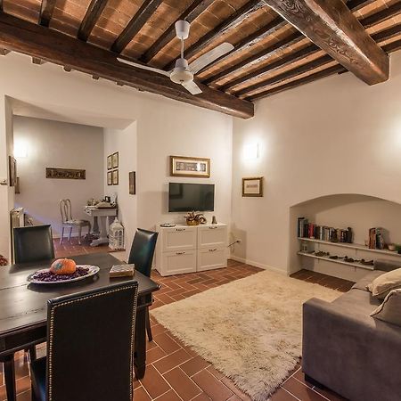 Vermaaten Boutique Suites Emerald Todi Exterior photo