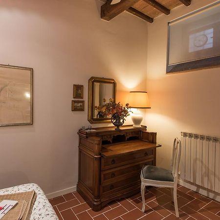 Vermaaten Boutique Suites Emerald Todi Exterior photo