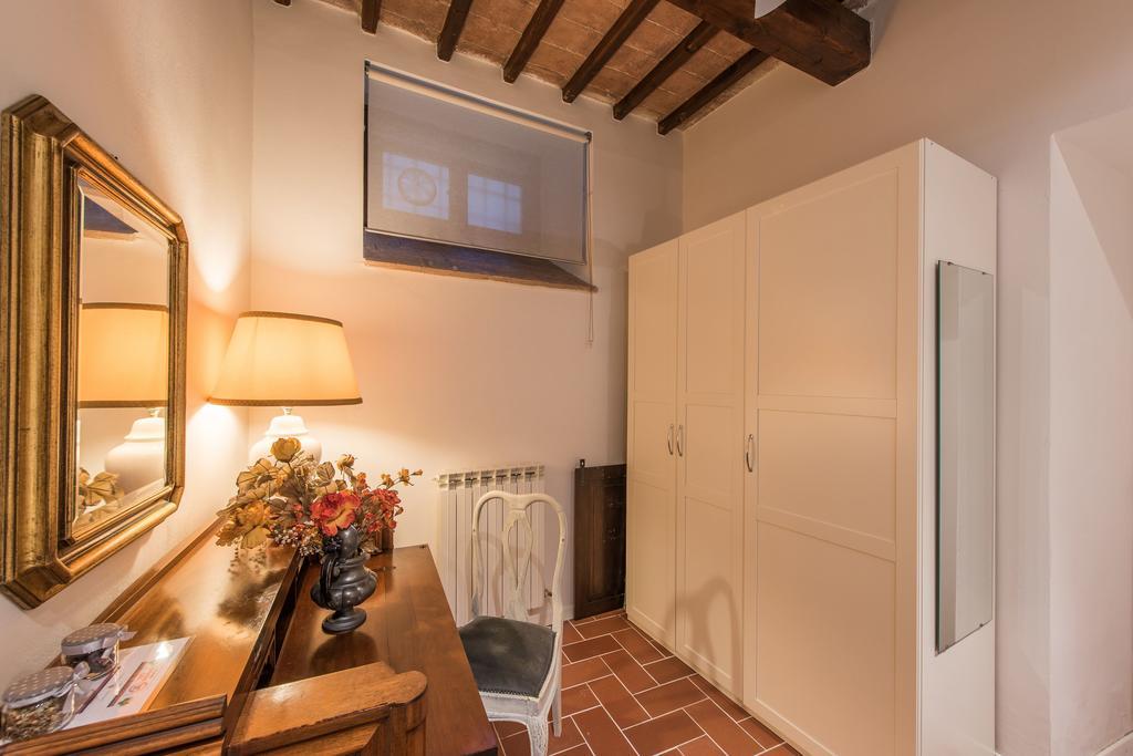 Vermaaten Boutique Suites Emerald Todi Exterior photo