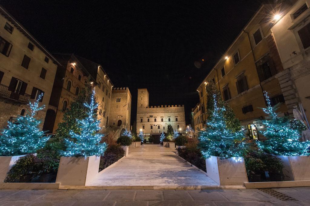 Vermaaten Boutique Suites Emerald Todi Exterior photo